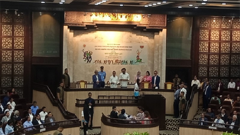 ক্রীড়াবিদদের আর্থিক নিরাপত্তায় নতুন যুগ, ক্রীড়া কার্ড ও ভাতা চালু করলেন তারেক রহমান